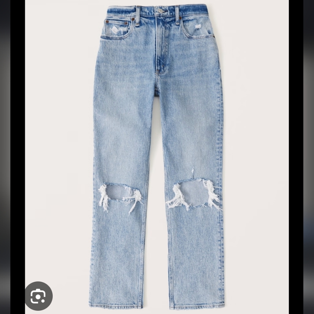 Abercrombie 90s Ultra High Rise Distressed Jeans